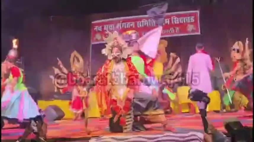 बड़ेराजपुर: सिदावंड में पटपर झांकी देखने उमड़ा जनसैलाब, डेढ़ लाख दर्शकों ने रातभर लिया आनंद