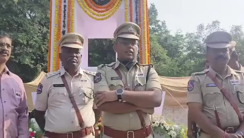 సిరిసిల్ల: విధి నిర్వహణలో అమరులైన పోలీసుల త్యాగాలు ప్రతి ఒక్కరికి స్ఫూర్తిదాయకం జిల్లా ఎస్పీ మహేష్ బి గితే