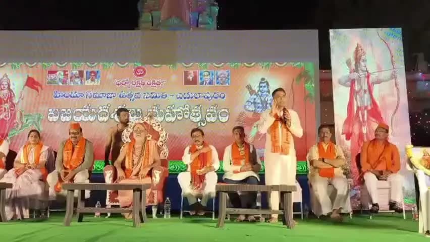అదిలాబాద్ అర్బన్: చెడు ఎంత పెద్దదైనా, అబద్ధం ఎంత ప్రబలమైనా చివరకు నిజాయతీ, మంచి పనులే గెలుస్తాయి:ఆదిలాబాద్ జిల్లా ఎస్పీ అఖిల్ మహాజన్