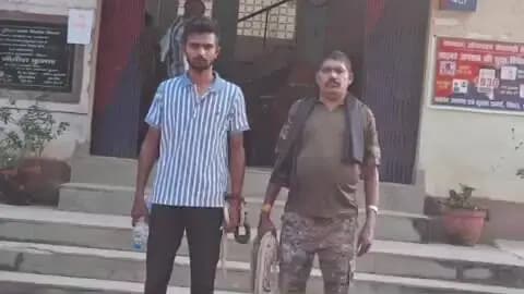 खड़गपुर: खड़गपुर पुलिस ने बाइक चोर गिरोह का भंडाफोड़ किया, एक चोर गिरफ्तार, 5 चोरी की बाइक बरामद