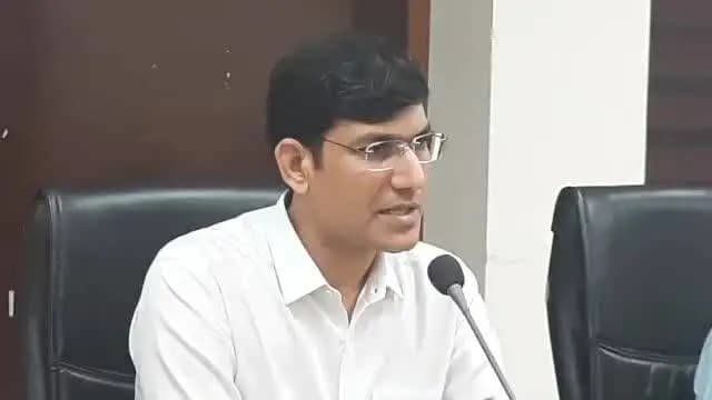 मुरैना नगर: मुरैना में कलेक्टर की अपराधियों पर बड़ी कार्रवाई, 3 आदतन अपराधी एक साल के लिए जिला बदर, 5 जिलों में प्रवेश पर रोक