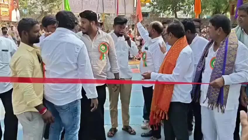 ರಾಯಚೂರು: ರಾಷ್ಟ್ರ ಮಟ್ಟದ ಕಬ್ಬಡಿ ಪಂದ್ಯಾವಳಿಗೆ ರಾಯಚೂರು ನಗರ ಶಾಸಕ ರಾಂಪುರ್ ಗ್ರಾಮದಲ್ಲಿ ಚಾಲನೆ