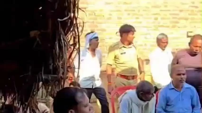 बिसवां: भुलभुलिया निवासी 18 वर्षीय युवक की मौत पर पूर्व विधायक सुनील वर्मा ने जताया दुख, आरोपी पर सख्त कार्रवाई की मांग की