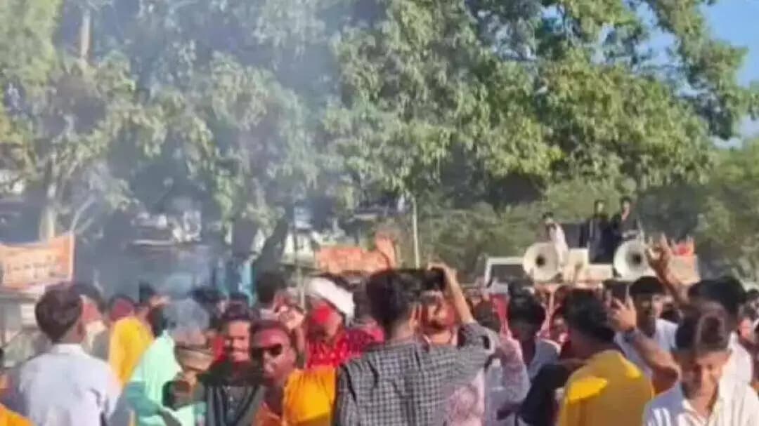 ডিফু: বিজয়া দশমী উপলক্ষে বকলীয়াঘাটতো পূৱৰ দৰে উলহ মালহেৰে নিয়ম নীতিৰে উদযাপন কৰিছে বিজয়া দশমী