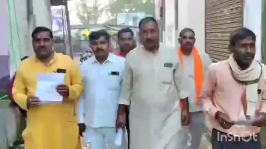 चायल: गिरिया खालसा में अशोक कुमार राठौर के समर्थन में भाजपा कार्यकर्ताओं ने किया जनसंपर्क