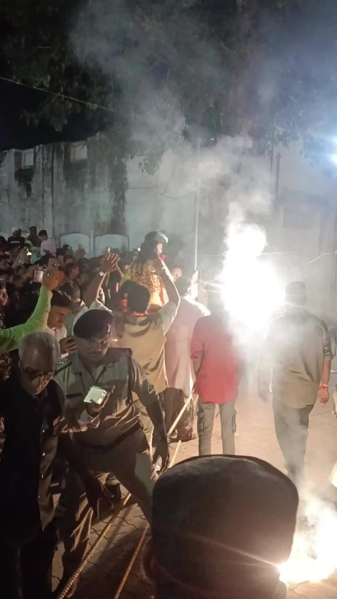 उमरिया जिले के मंगल भवन परिसर में मनाया गया विजयादशमी का पर्व असत्य में हुई सत्य की विजय रावण पुतला दहन सम्पन्न