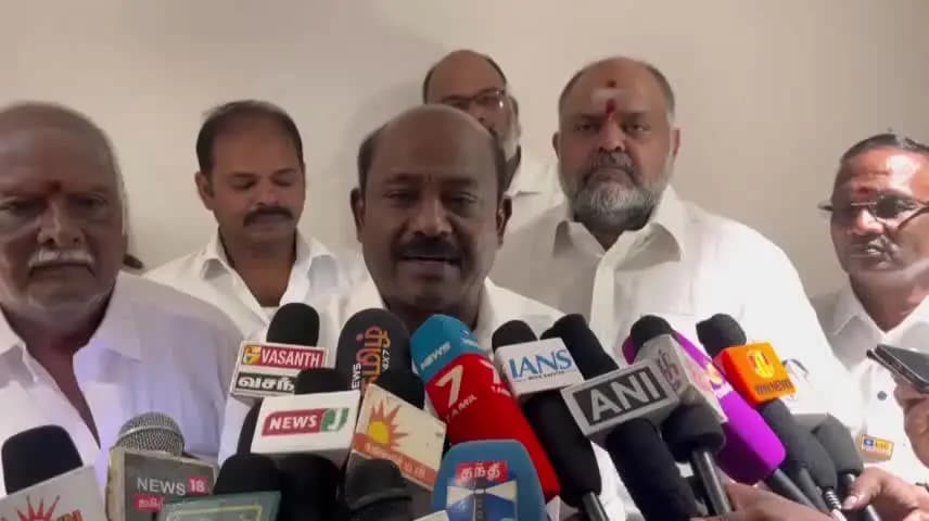 கடலூர்: வணிகர்களுக்கு காவல்துறையினர் பாதுகாப்பு வழங்க வேண்டும் கடலூரில் வணிகர் சங்கங்களின் பேரமைப்பின் தலைவர் விக்ரம ராஜா பேட்டி