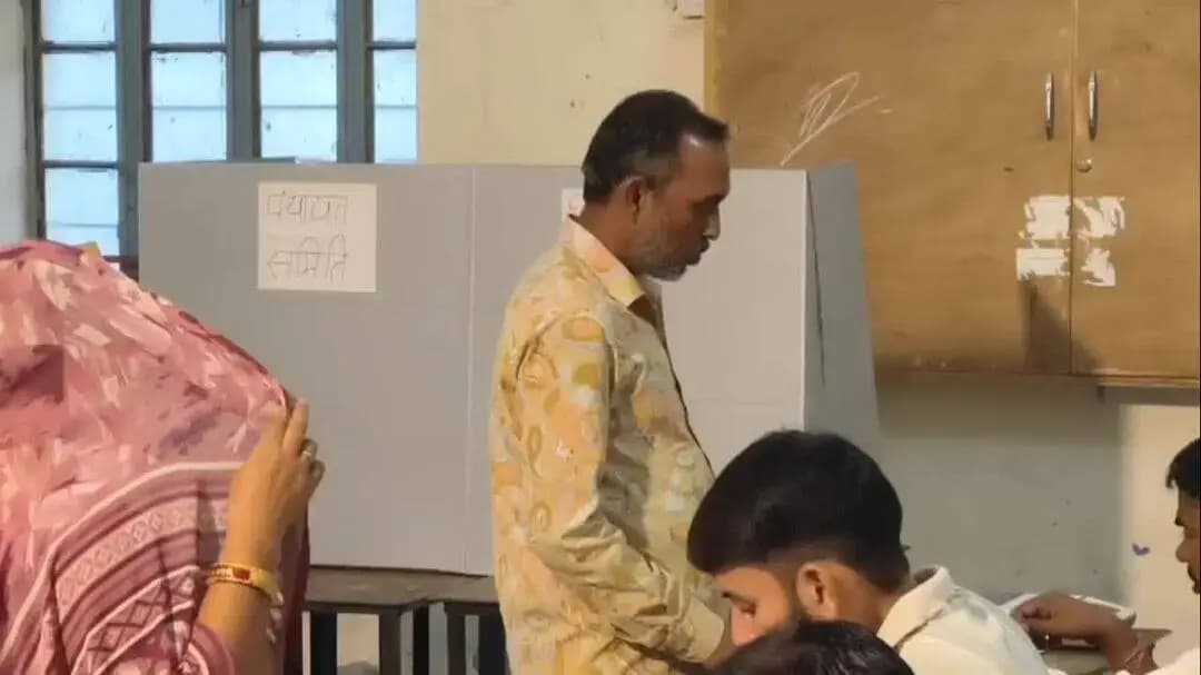 बीकानेर: बीकानेर में आज पंचायत चुनाव का मतदान, चार पंचायत समितियों और जिला परिषद की आठ सीटों पर होगा मतदान