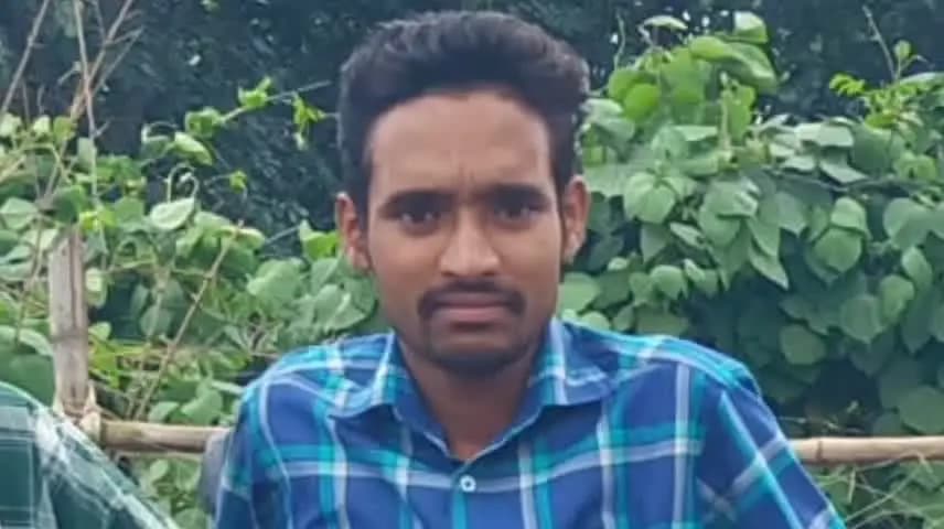 गुमला: पतराटोली में बाइक की टक्कर से 25 वर्षीय युवक की मौत, बनालात घाटी में पलटी सवारी गाड़ी, 4 घायल