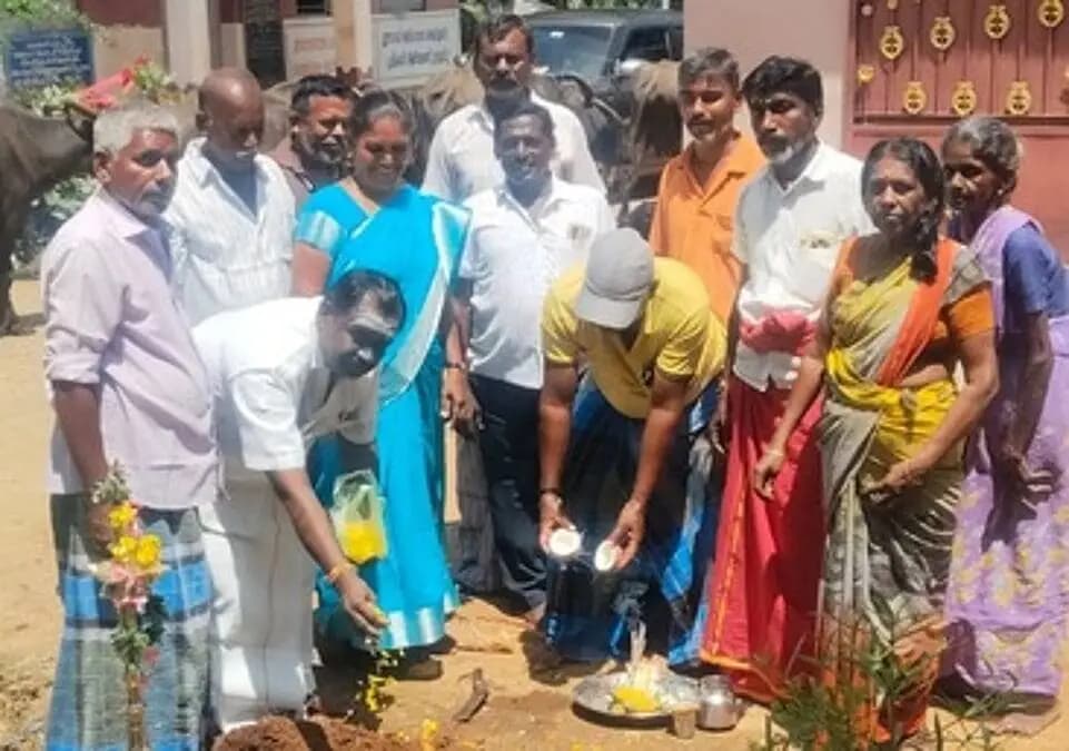 தென்காசி: கோவிந்தப்பேரியில் புதிய சாலை: எம்பி நிதியில் ரூ.1.09 லட்சத்தில் பணிகள் தொடக்கம்!