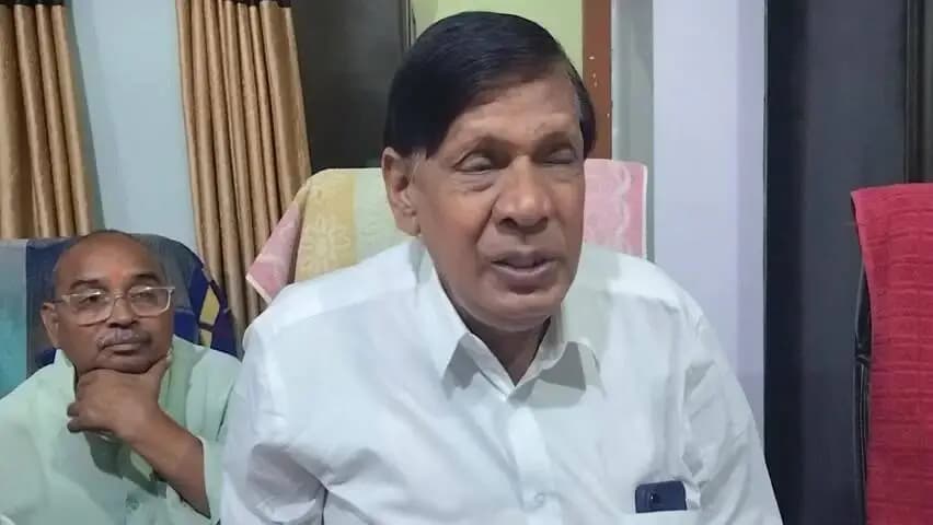 औरैया: दिबियापुर के सेंट साईं नाथ इंटर कॉलेज के संचालक ने पुलिस पर लगाए गंभीर आरोप, पुलिस ने विद्यालय में मारा था छापा