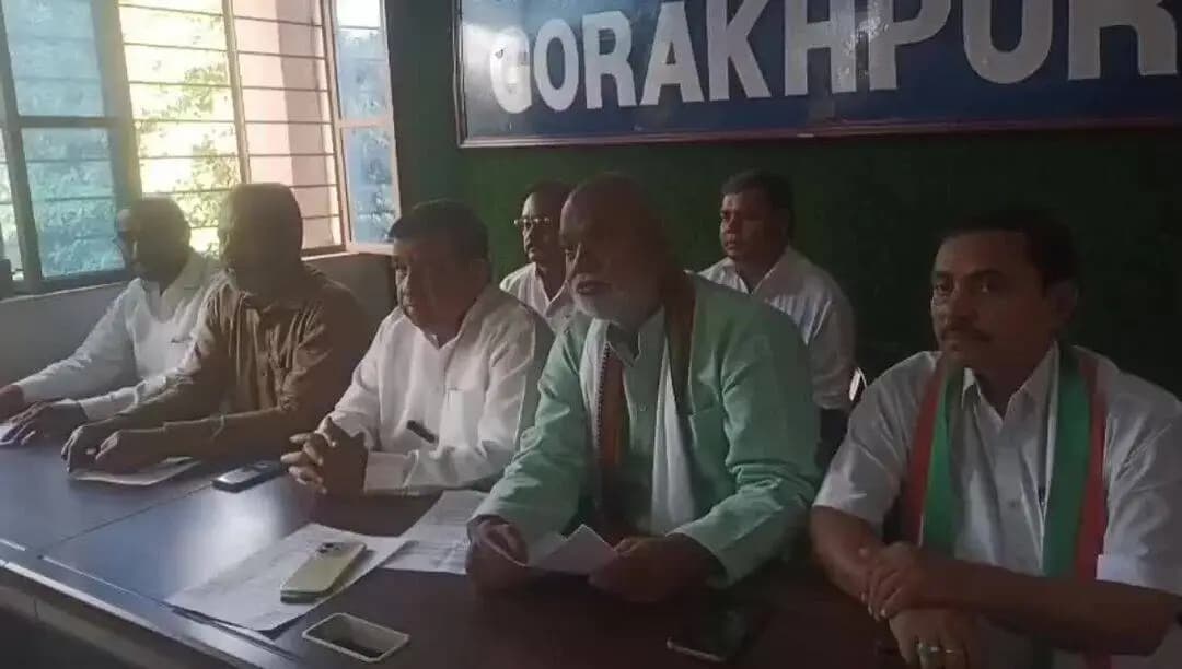 गोरखपुर: मूर्ति विसर्जन हादसे पर कांग्रेस ने जताया शोक, 'वोट बचाओ-देश बचाओ' अभियान को लेकर बनाई रणनीति