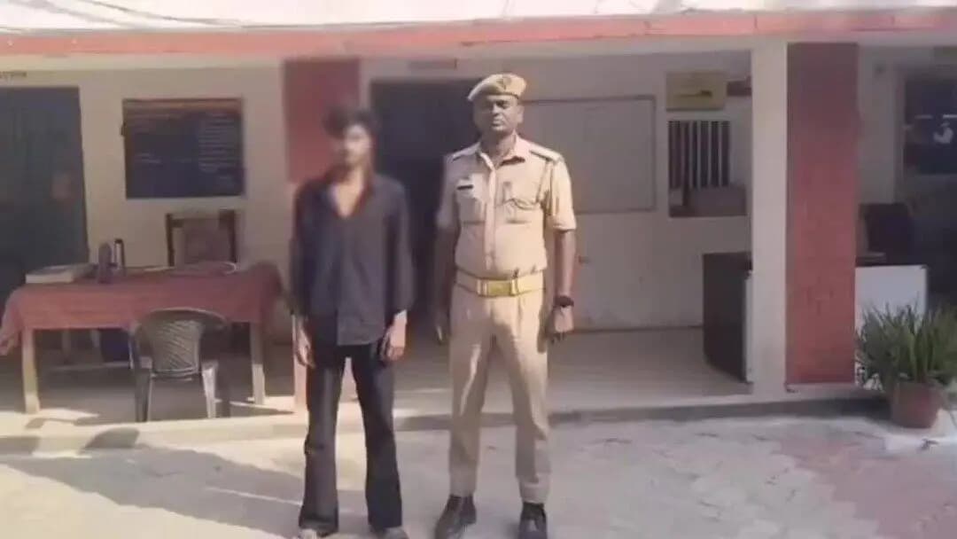 गोरखपुर: पिपराइच पुलिस ने थानाध्यक्ष अनूप सिंह के नेतृत्व में की कार्रवाई, पकड़ा गया आरोपी