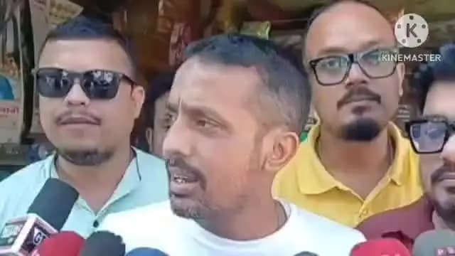 শিৱসাগৰ: বীৰ লাচিত সেনাৰ প্ৰাক্তন সভাপতি হেমন্ত বৰাৰ সংবাদমেলৰ প্ৰত্যুত্তৰ নগৰত কেন্দ্ৰীয় প্ৰশাসনিক সচিব শৃংখল চলিহাৰ।