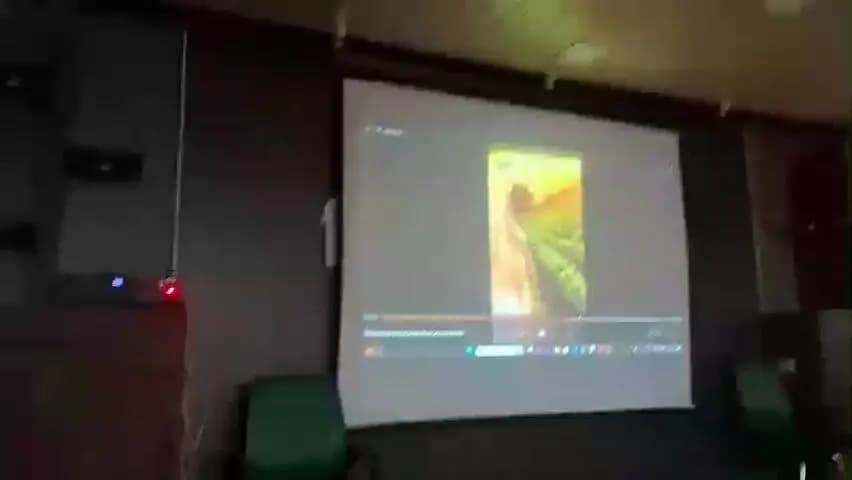 हंडिया: जिला पंचायत में किसानों और जिला प्रशासन के अधिकारियों की नरवाई, पराली प्रबंधन पर बैठक
