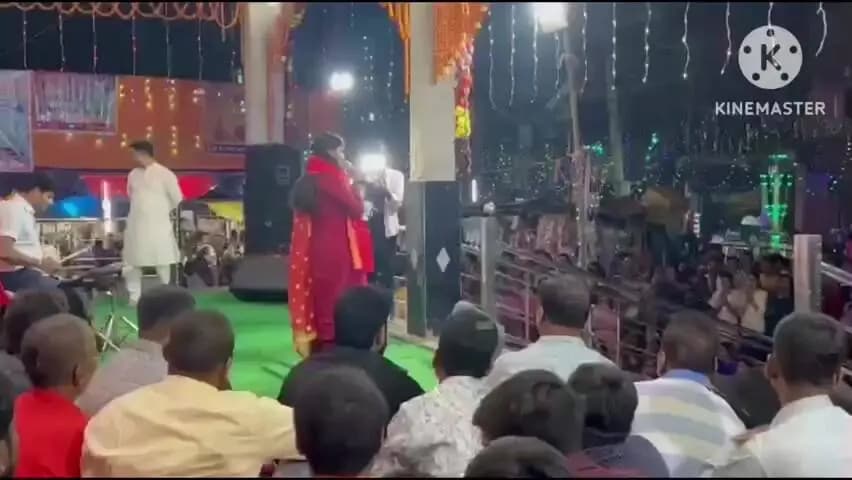 पथरगामा: पथरगामा बड़ी दुर्गा मंदिर में भक्ति जागरण का आयोजन, भजनों पर झूमे श्रद्धालु