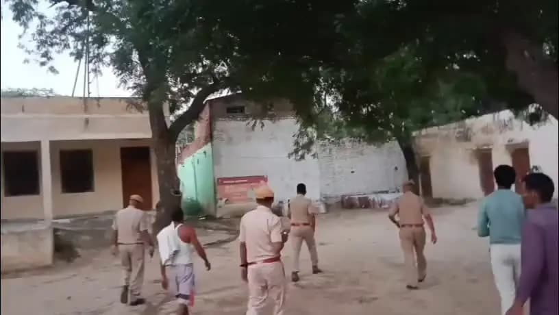 पंचायत चुनावों को लेकर पुलिस अलर्ट, क्रिटिकल मतदान केन्द्रों का किया निरीक्षण
