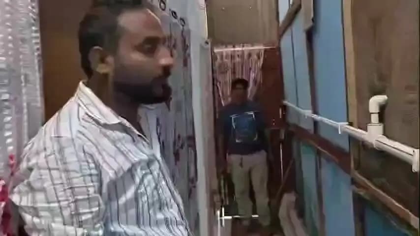 তিনিচুকীয়া: ডুমডুমা চহৰৰ মাজমজিয়াত চুৰিকাণ্ড, প্ৰায় ১১ লাখ টকাৰ সম্পত্তি লুটি নিলে চোৰে
