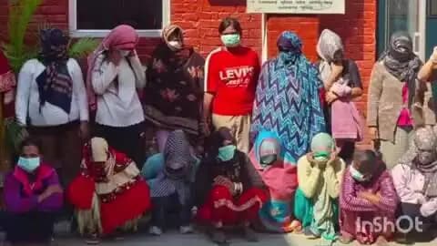 हरिद्वार: नगर कोतवाली पुलिस ने हरिद्वार रेलवे स्टेशन के पास झगड़ रही 16 महिलाओं को किया गिरफ्तार, कर रही थीं अश्लील इशारे