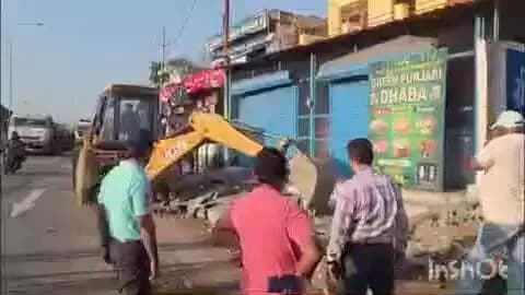 हरिद्वार: हरिद्वार नजीबाबाद राष्ट्रीय राजमार्ग पर श्यामपुर में पुलिस और NHAI ने अतिक्रमण हटाया
