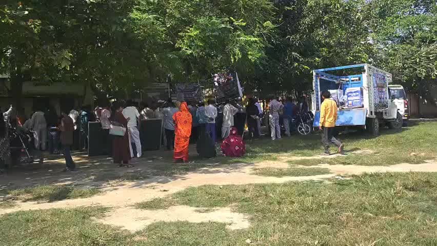 हथुआ: हथुआ अनुमंडल परिसर में नुक्कड़ नाटक से सौर ऊर्जा के प्रति लोगों को किया गया जागरूक