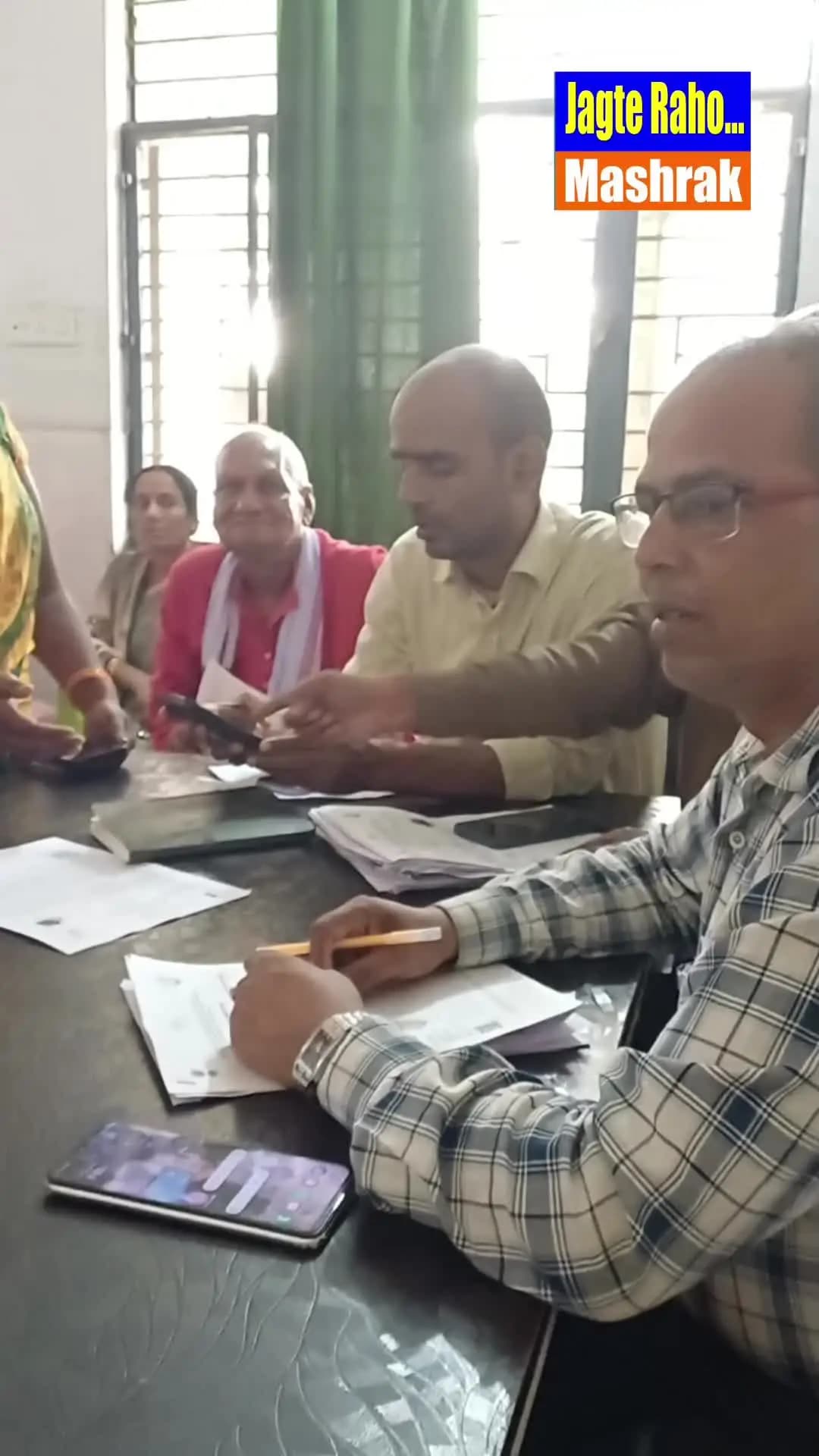 छपरा: स्वास्थ्य केंद्र पर गर्भवती महिलाओं की जांच का आयोजन