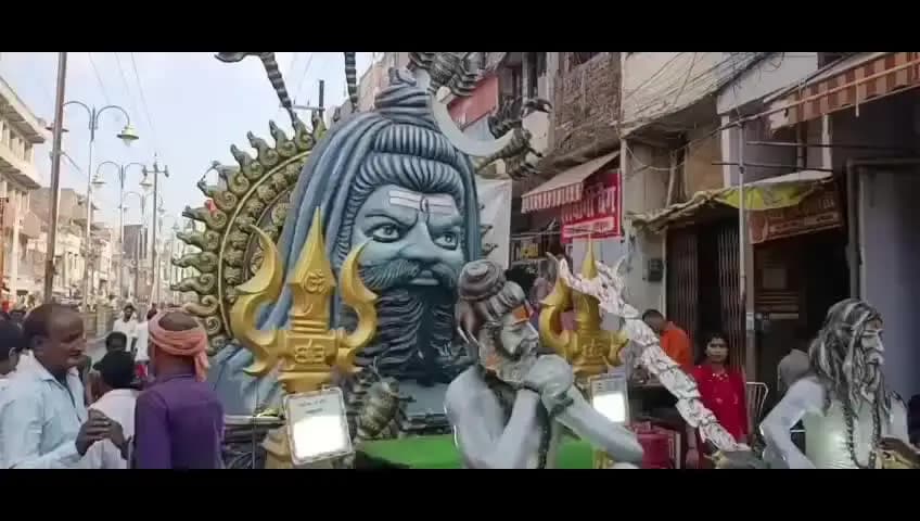 सिवान: सिवान में भक्तों ने फिर से आने की प्रार्थना के साथ मां दुर्गा को किया विदा