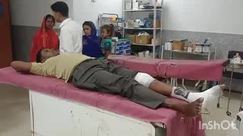 कटोरिया: मथुरा मोड़ के पास टोटो और बाइक की टक्कर में टोटो चालक जख्मी