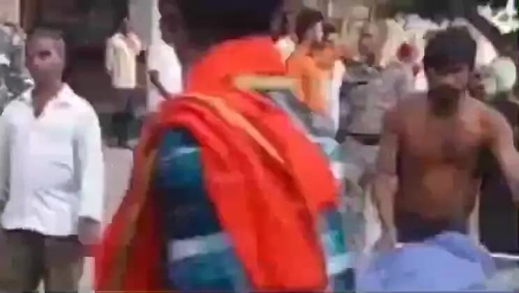 मेदिनीनगर (डालटनगंज): कोयल नदी में डूबने से दो बच्चों की मौत; पूर्व मंत्री केएन त्रिपाठी व विधायक आलोक चौरसिया ने परिजनों से जताया शोक