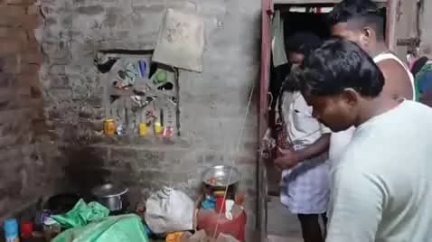 பண்ருட்டி: பண்ருட்டியில் கனமழையில் சுவர் இடிந்து விழுந்ததில் நான்கு பேர் படுகாயம்