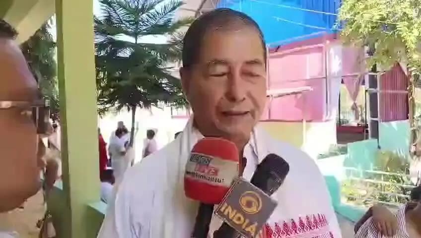 ঢকুৱাখানা ভাগ: ৪২ খন পতাকা উত্তোলনেৰে চেষ্ট্ৰেল স্কুল, ঢকুৱাখনাৰ ৰুবী জুবিলী আৰম্ভ