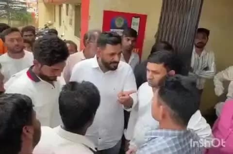 हाटपिपल्या: हाटपीपल्या मंडी में किसानों को उचित भाव क्यों नहीं? राधे जाट ने उठाए सवाल, व्यवस्थाएं सुधारने की मांग