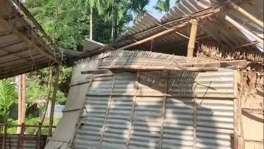 মাটিয়া: গোৱালপাৰাৰ মাটিয়া থানাৰ অন্তৰ্গত গোপাল পুৰত নিশা বন্যহস্তীয়ে চলালে তাণ্ডৱ লীলা