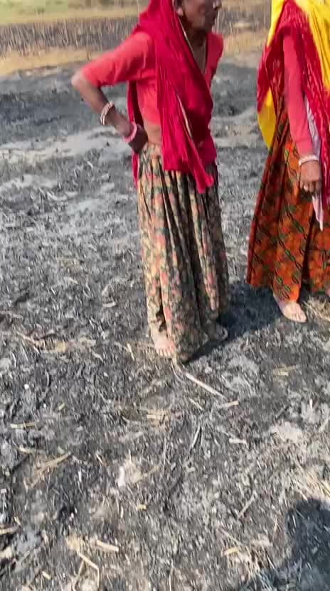 चाकसू के रसूलपुरा गांव में खेत की खलियान में लगी भीषण आग, किसान गंभीर रूप से झुलसा!
किसान श्रवण लाल कुम्हार आग की चपेट