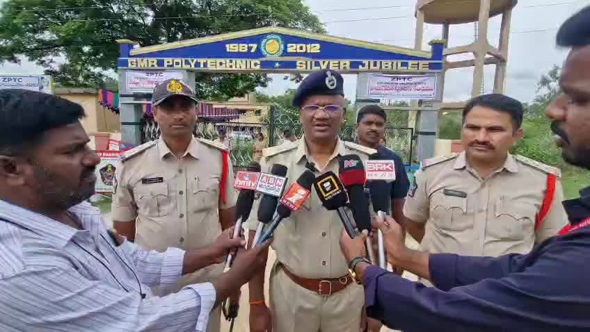 మదనపల్లె: నామినేషన్ అడ్డుకుంటే కఠిన చర్యలు: అడిషనల్ ఎస్పీ