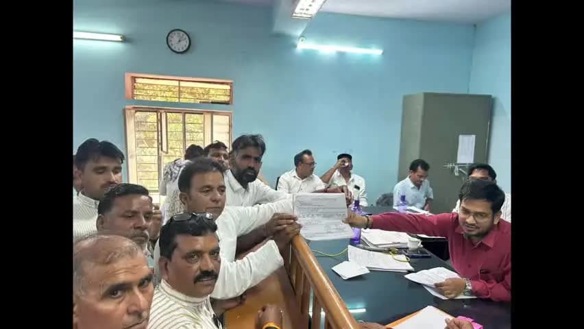 मलारनाडूंगर: मलारना डूंगर पंचायत समिति में भाजपा प्रत्याशियों के चुनाव चिह्न (सिंबल) जमा कराए गए