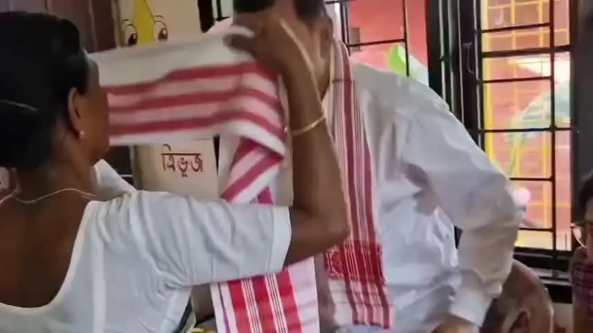 সাপেখাতী: সোণাৰি সমষ্টিত মুঠ ৬টা আদৰ্শ অংগনৱাড়ী কেন্দ্ৰ উদ্বোধন বিধায়ক ধৰ্মেশ্বৰ কোঁৱৰৰ।