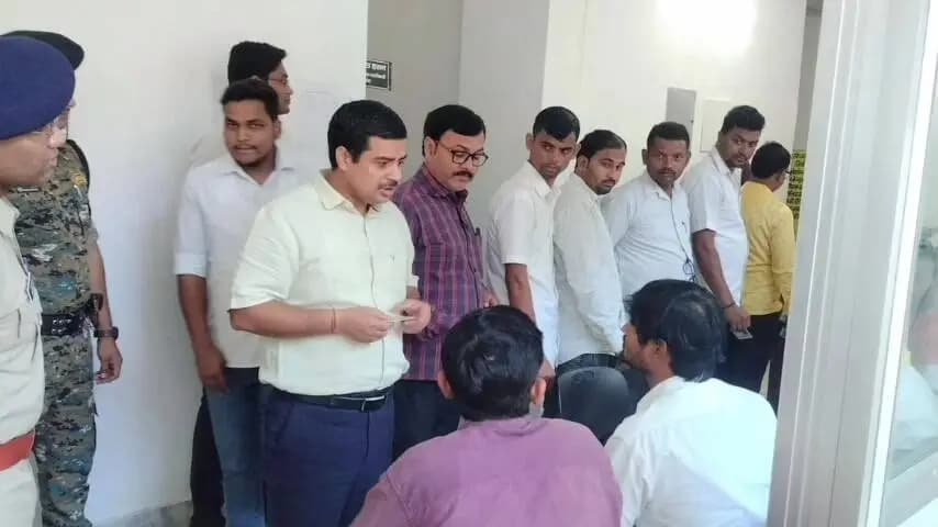 सुपौल: बिहार विधान परिषद चुनाव: सुपौल में वोटरों में उत्साह, दोपहर 2 बजे तक 36.68% मतदान