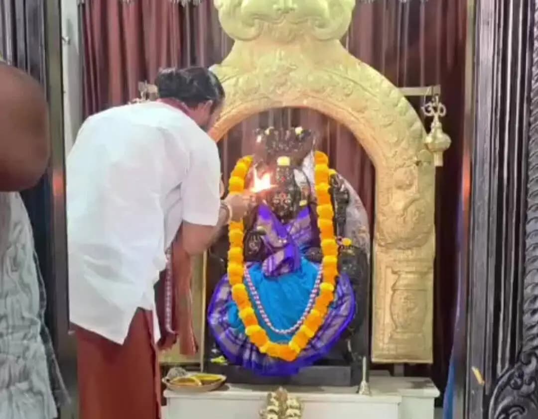 ಬಾಗಲಕೋಟೆ: ಮುಚಖಂಡಿದುರ್ಗಾದೇವಿ ಜಾತ್ರಾ ಮಹೋತ್ಸವದ ಹಿನ್ನೆಲೆ,ದೇವಸ್ಥಾನಕ್ಕೆ ಭೇಟಿ ನೀಡಿದ ಶಾಸಕ ಮೇಟಿ,ಕಾಂಗ್ರೆಸ್ ಮುಖಂಡ ಹೊಳೆಬಸು ಶೆಟ್ಟರ್