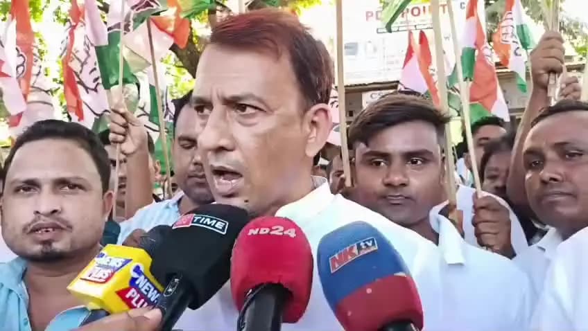 ডবকা: ডবকাত কংগ্ৰেছে প্ৰতিবাদ সাব্যস্ত কৰি কংগ্ৰেছ কৰ্মীয়ে আগবঢ়ায় মন্তব্য