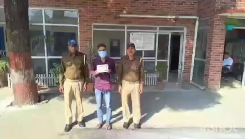 रूड़की: कलियर रोड पर शेरे पंजाबी ढाबा से पुलिस ने सट्टा खेल रहे एक सटोरी को किया गिरफ्तार, सट्टा पर्ची और नगदी बरामद