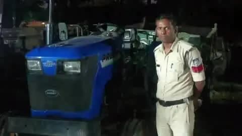अनूपपुर: भालूमाड़ा पुलिस ने अवैध रेत से लदे ट्रैक्टर को जब्त किया
