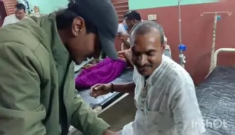 हेरहंज: टमटम टोला में पागल कुत्ते ने हमला कर दर्जन भर लोगों को घायल किया