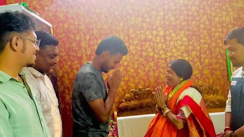 কমলপুর: সুরমা এলাকায় বিজেপি দলের কর্মীদের সংবর্ধনা দেন এলাকার বিধায়িকা