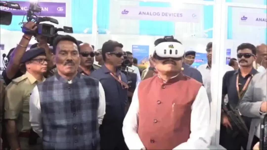 इंदौर: इंदौर में आज से दो दिनी सेमीकंडक्टर समिट, मुख्यमंत्री ने किया शुभारंभ और कंपनियों के प्रतिनिधियों से की वन-टू-वन चर्चा
