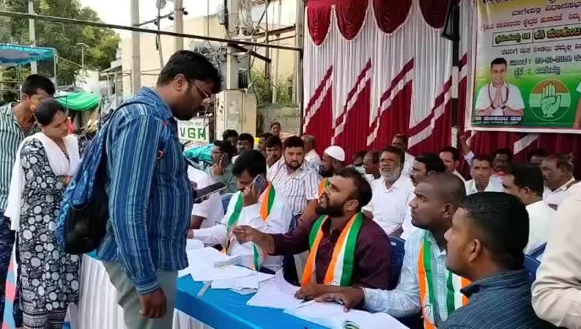 ಬಾಗೇಪಲ್ಲಿ: ಶಶಿ ಹುಲಿಕುಂಟೆ ಮಠ್ ಗೆಲುವಿಗೆ ಶ್ರಮ : ಎಚ್.ಎಸ್. ನರೇಂದ್ರ ಶಾಸಕರ ಸೂಚನೆಯಂತೆ ಕಾಂಗ್ರೆಸ್ ಅಭ್ಯರ್ಥಿ ಪರ ಮತಯಾಚನೆ..!