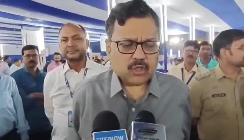 कांटी: तिरहुत स्नातक व शिक्षक चुनाव सम्पन्न, आयुक्त गिरिवर दयाल सिंह ने दी जानकारी