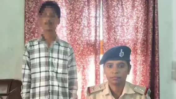 डुमरा: मेहसौल थाना पुलिस ने चोरी के मामले में प्राथमिकी अभियुक्त मो. शमशाद को किया गिरफ्तार