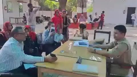 अकबरपुर: थाना समाधान दिवस के अवसर पर थाना रुरा में थाना प्रभारी ने सुनी पीड़ितों और फरियादियों की शिकायतें