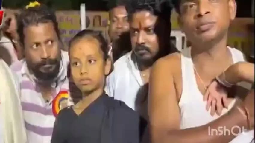 जगदलपुर: जिस बालिका पर काछन देवी होती है, सवार, उसकी जगह दूसरी बच्ची को राष्ट्रपति से मुलाकात पर पनका समाज में गहरी नाराजगी